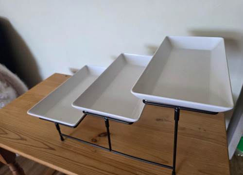 Weiße kuchen display - weiße, platte